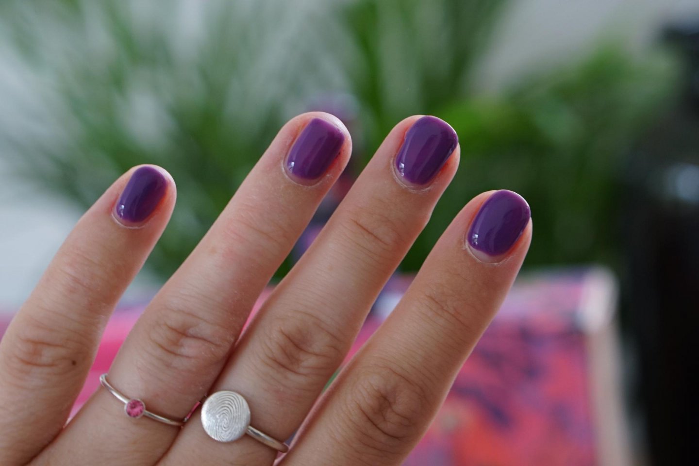 328 - Iris Purple pink gellac swatche