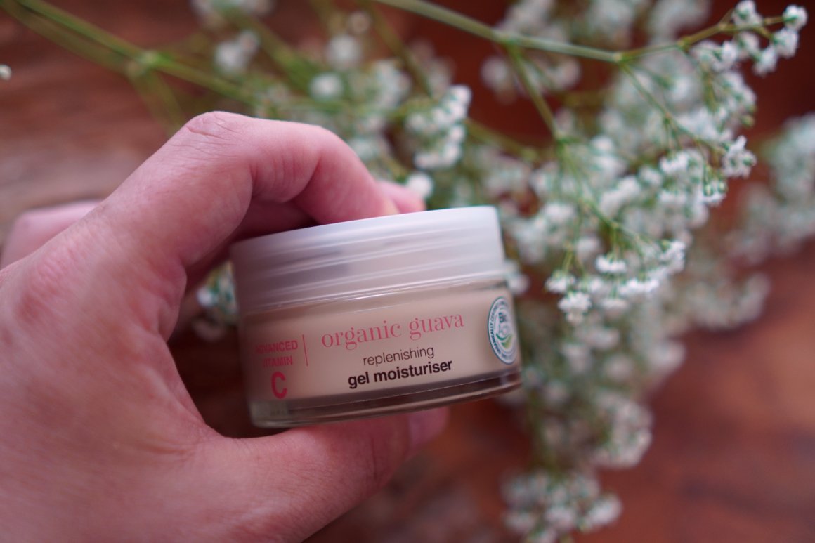 Dr. Organic Guava Gel Moisturiser review