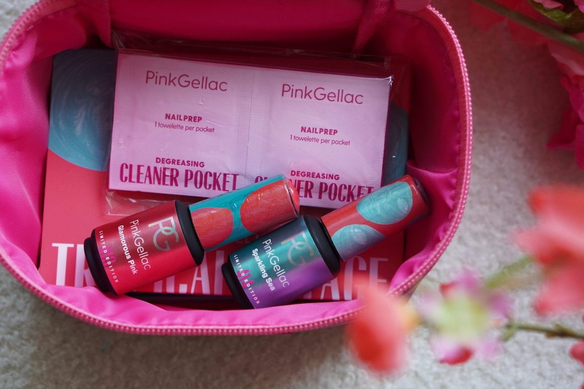 Pink Gellac travel set van 2024